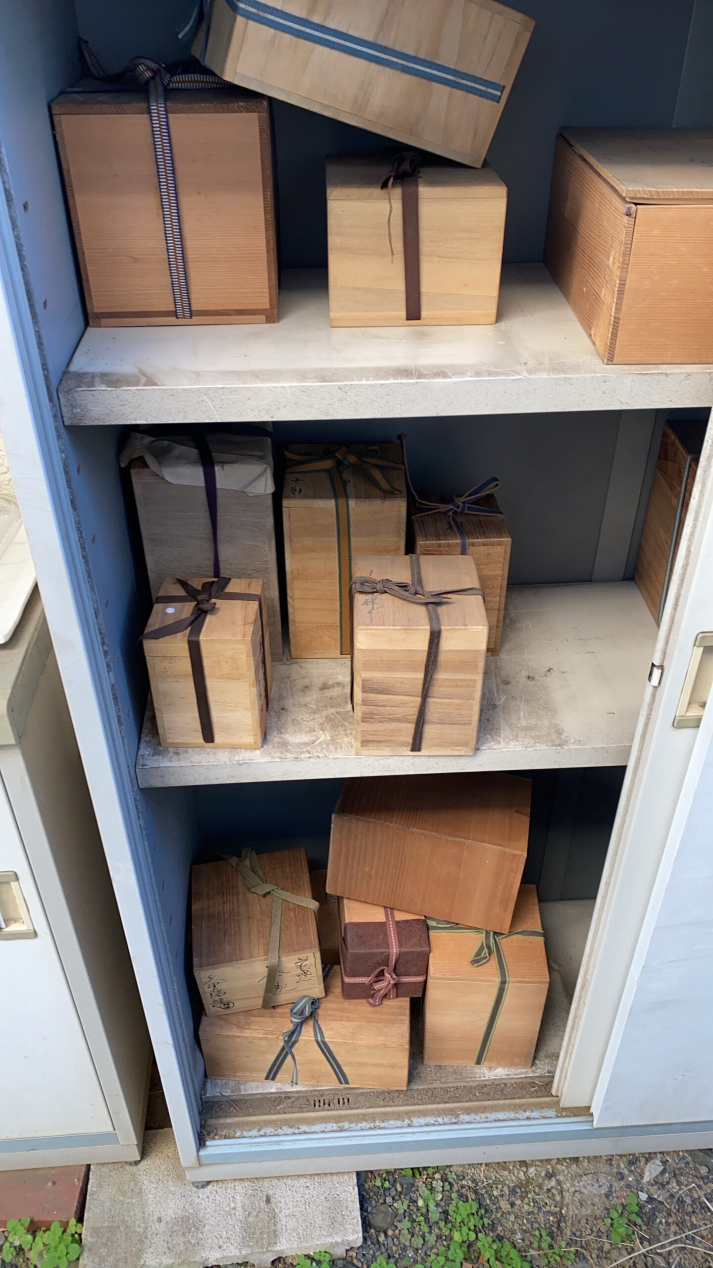 物置の中まで遺品整理範囲です。八王子市で物置の中の遺品整理をしま